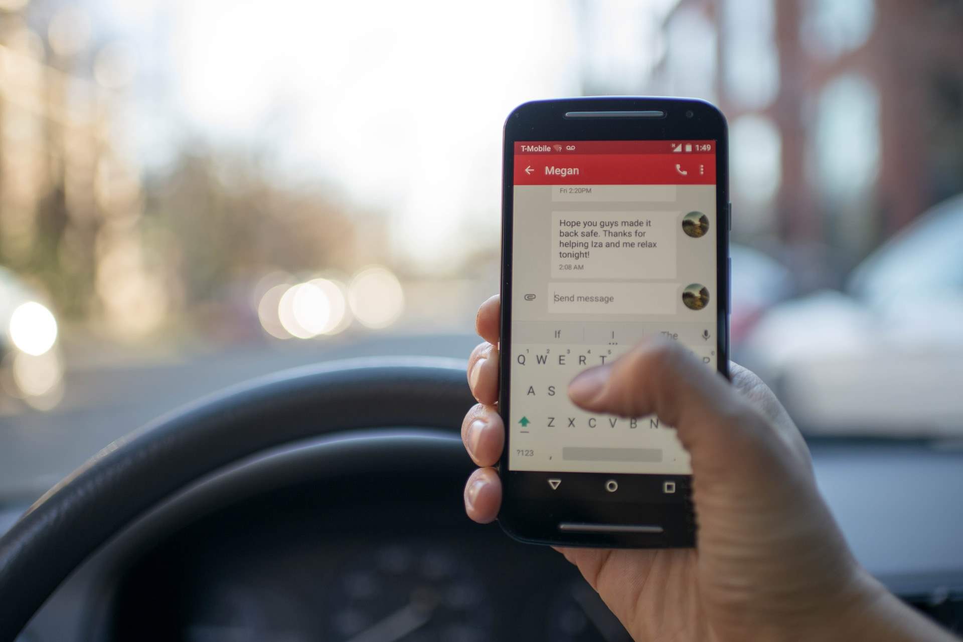 distracted driving hazard car accident injury lawsuit claim lawyer Florida